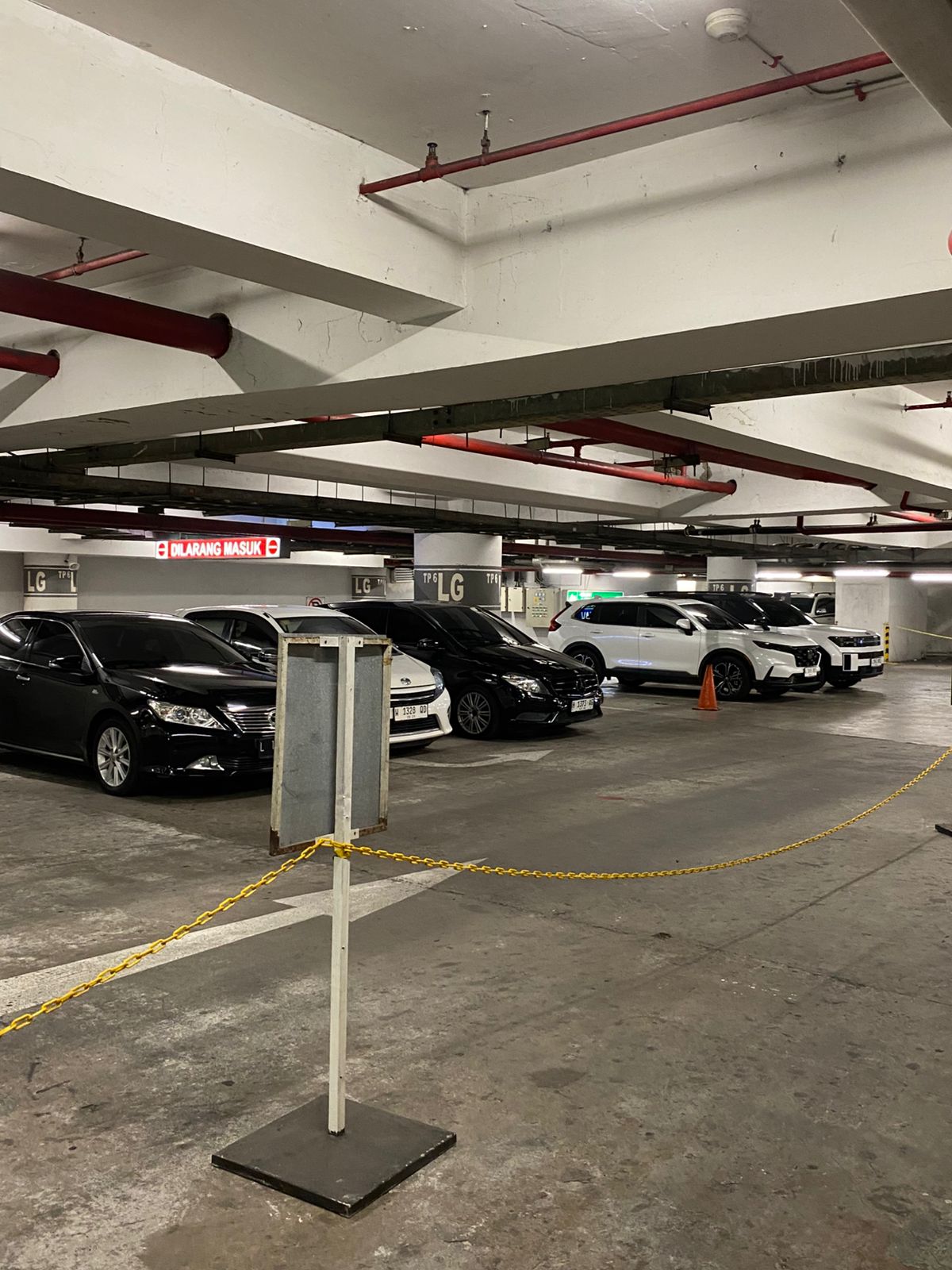 SmartPark centralized parking control center and monitoring hub